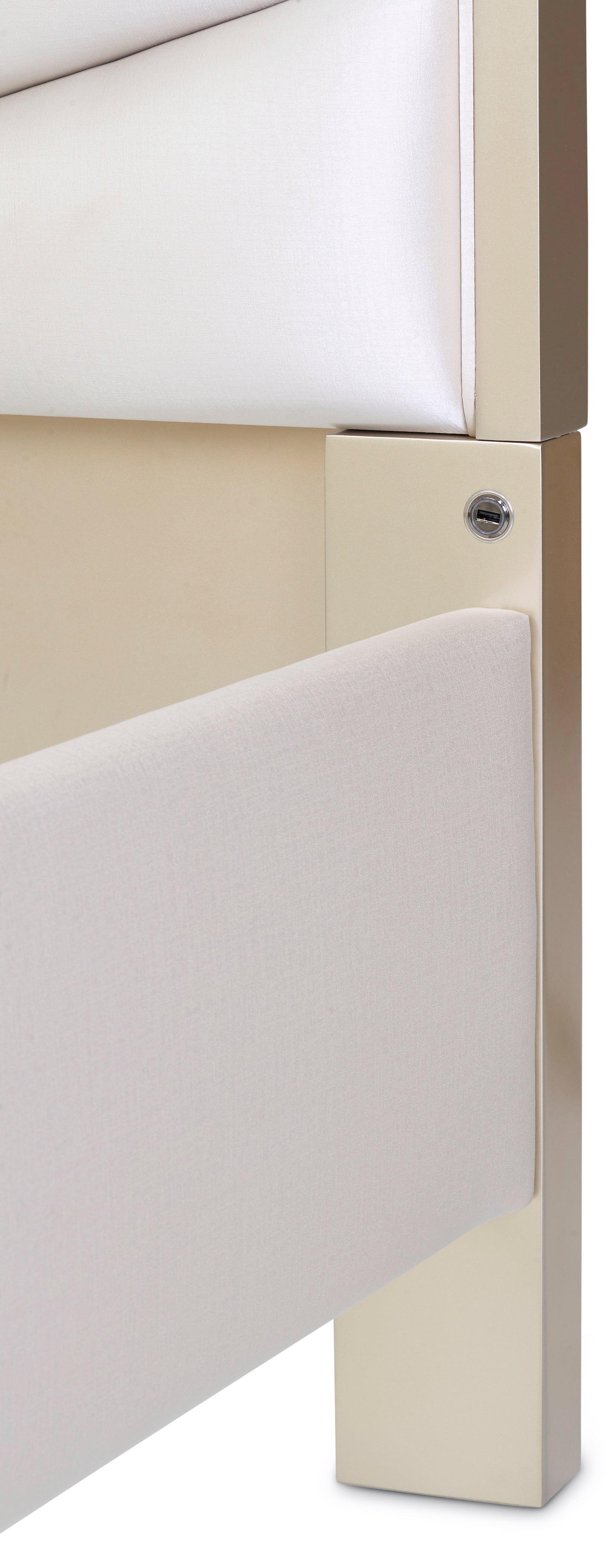 Malibu Crest Chardonnay/Porcelain Scalloped Panel Bed - Ornate Home