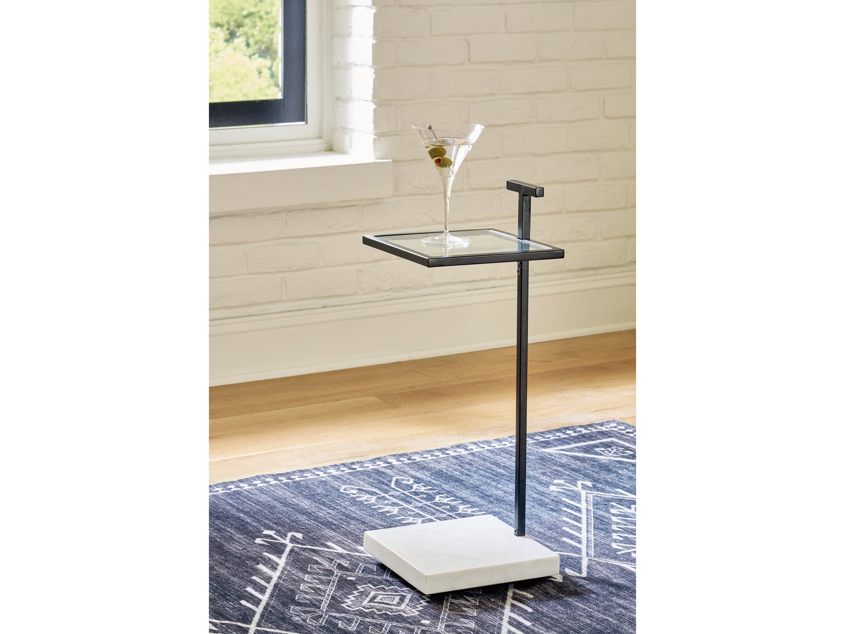 Mannill Black/White Accent Table - Ornate Home