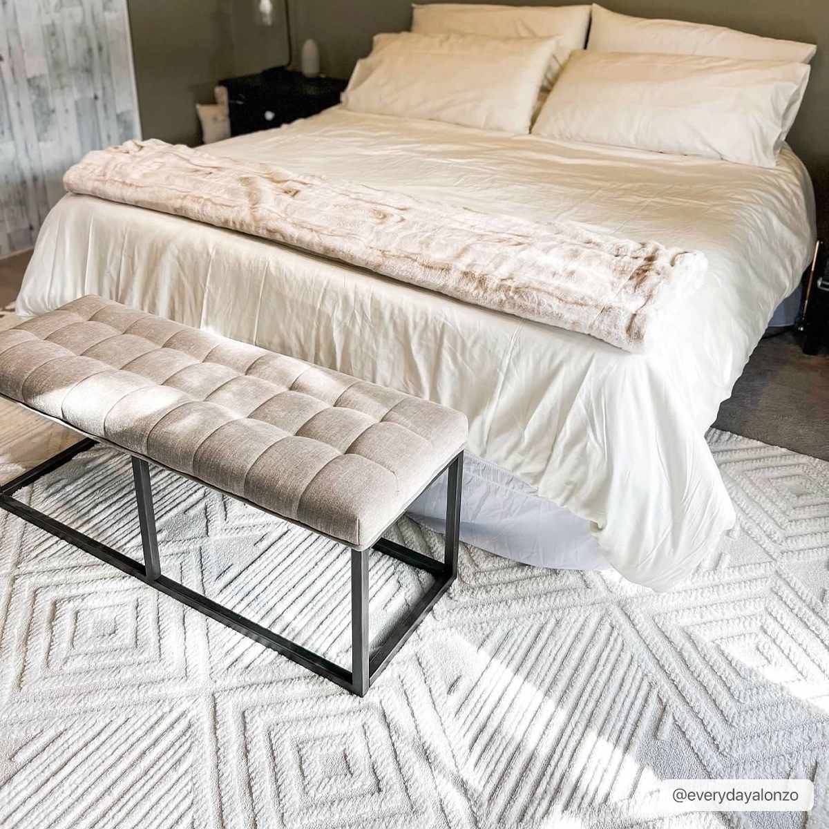 Manyas 3D Bone Area Rug with Tassels - Clearance - Ornate Home