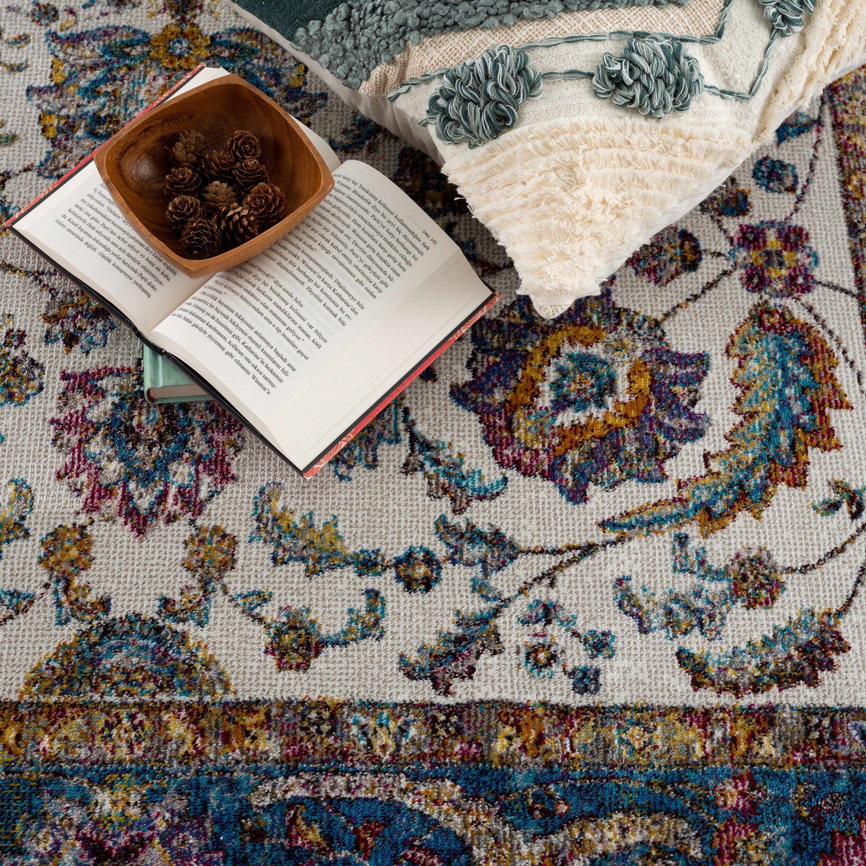 Mardina Colorful Area Rug - Clearance - Ornate Home