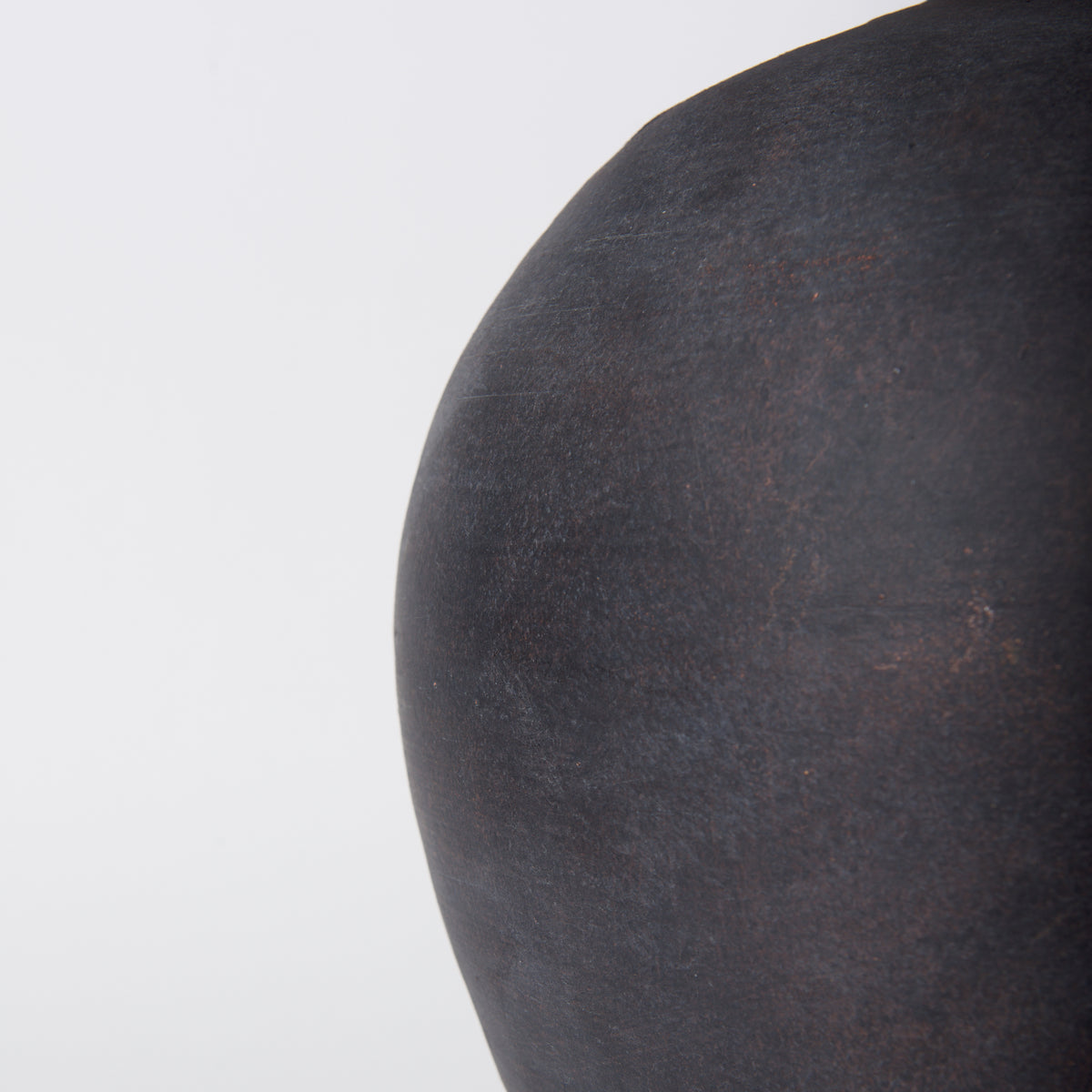 Marvin Black Ceramic Table Lamp - Ornate Home