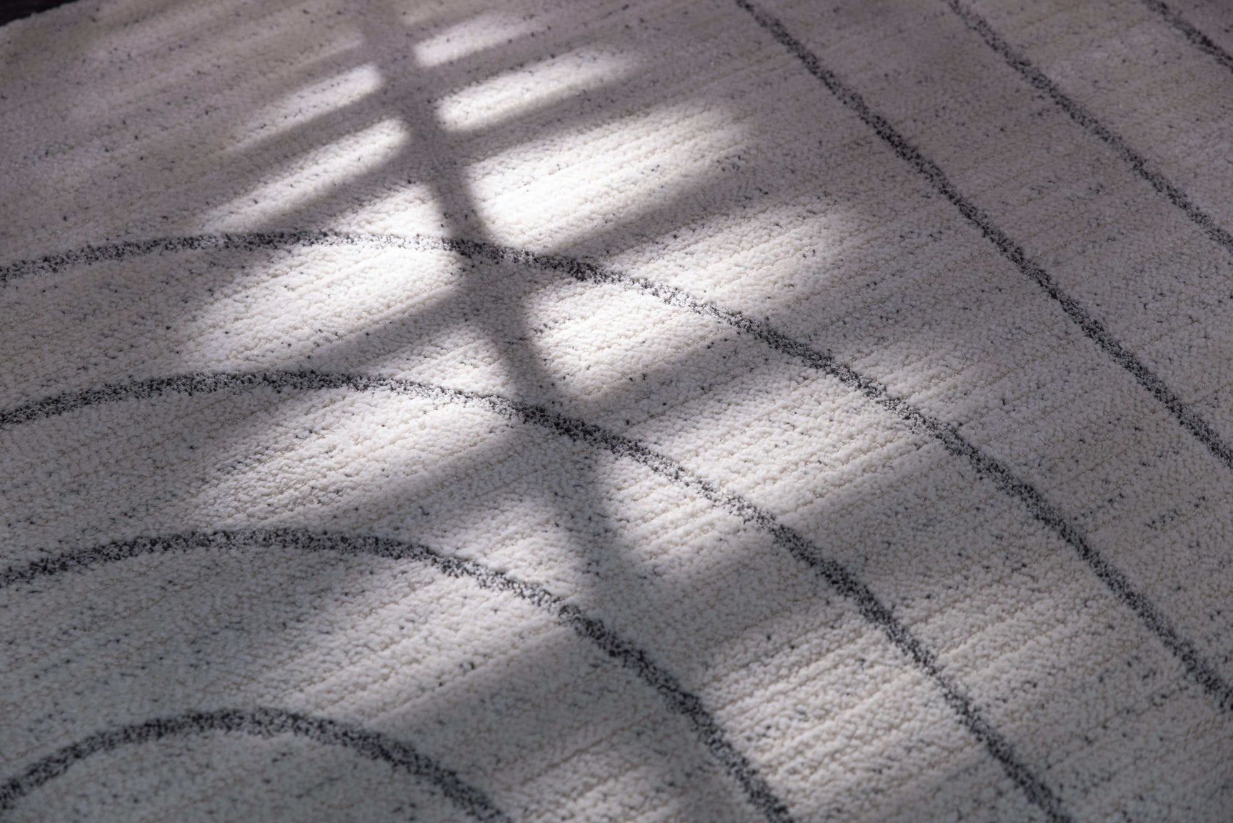 Matisse Woven Non-Slip Indoor Curve Line Area Rug - Ornate Home