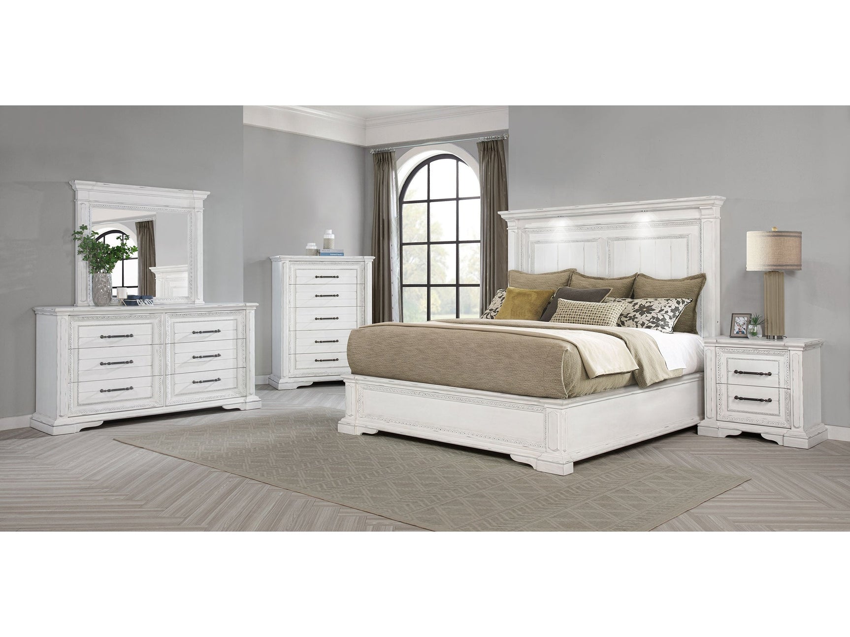 McKinney Vintage White 5-piece Eastern King Bedroom Set - Ornate Home