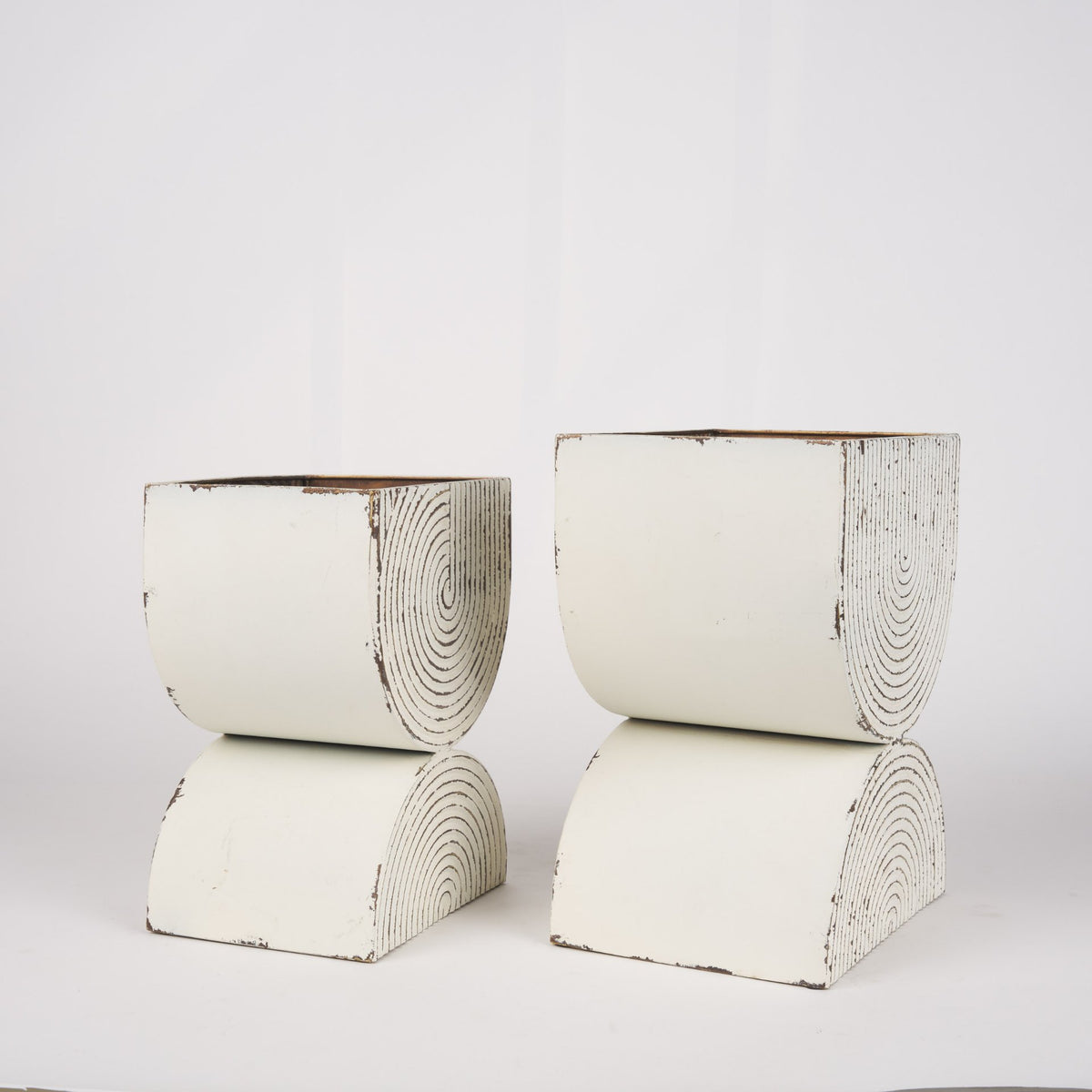 Medina Off-White/Gold Tall Metal Planters (Set of 2)