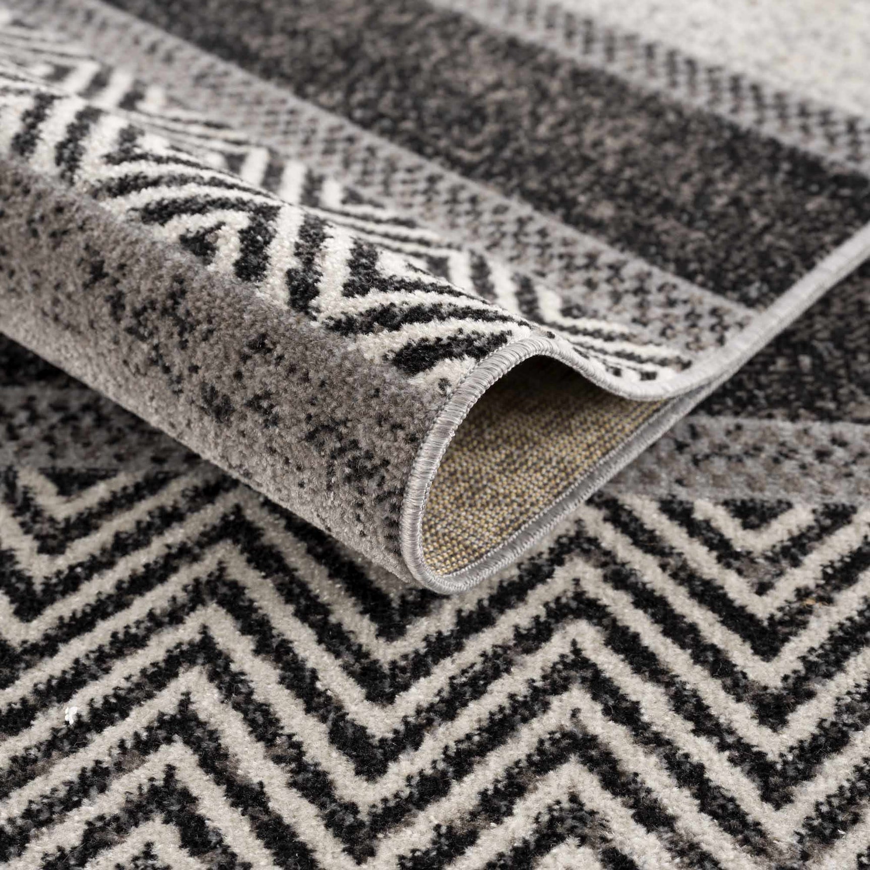 Middlestown Washable Area Rug - Ornate Home