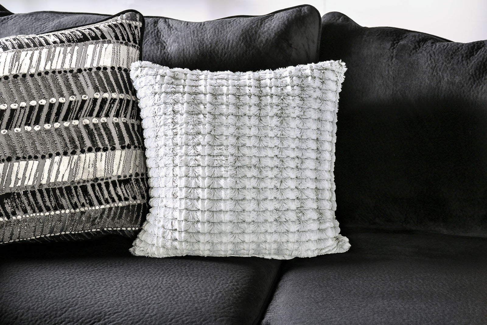 Modbury Black Sectional - Ornate Home