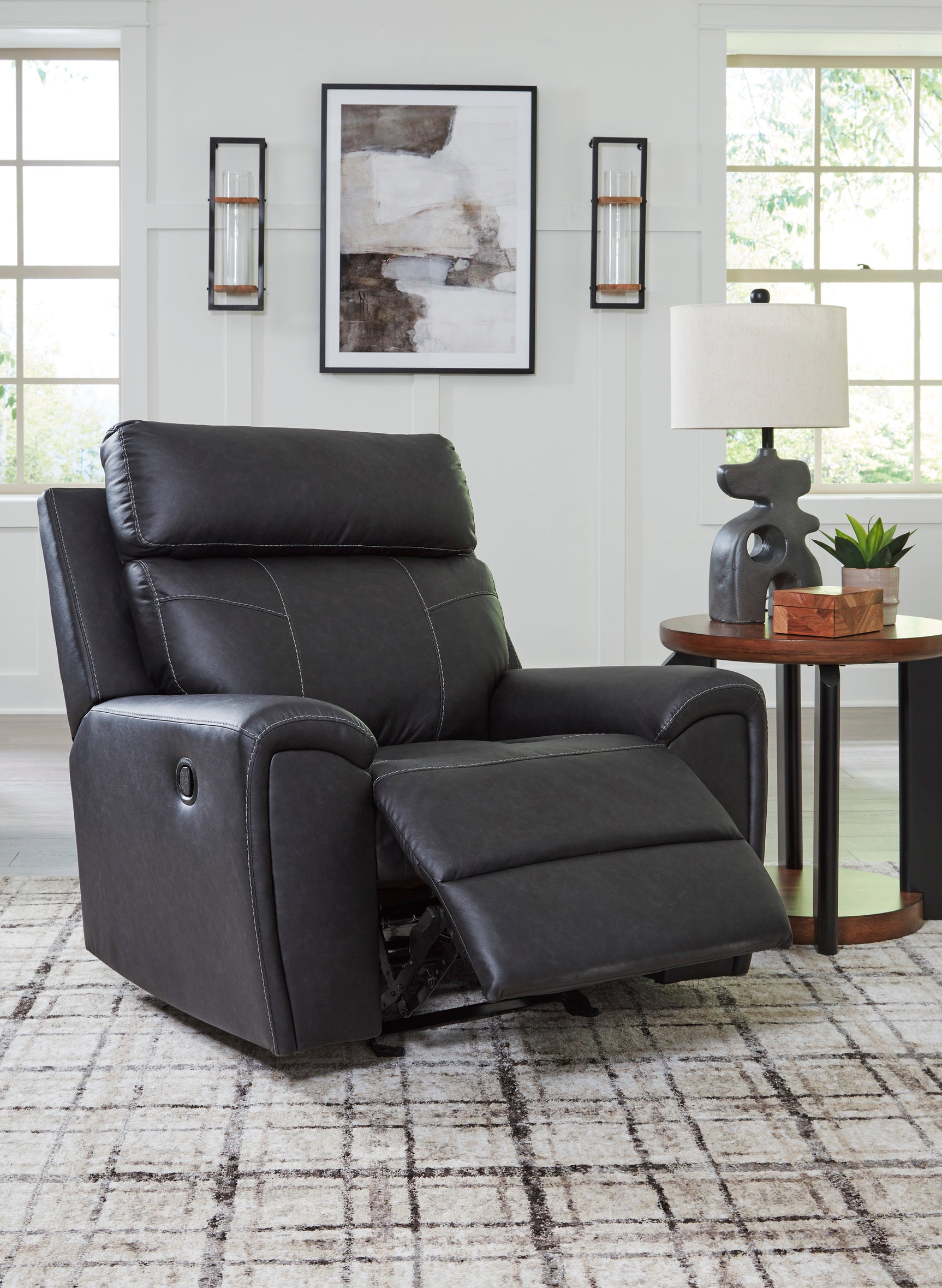 Montacute Black Recliner - Ornate Home