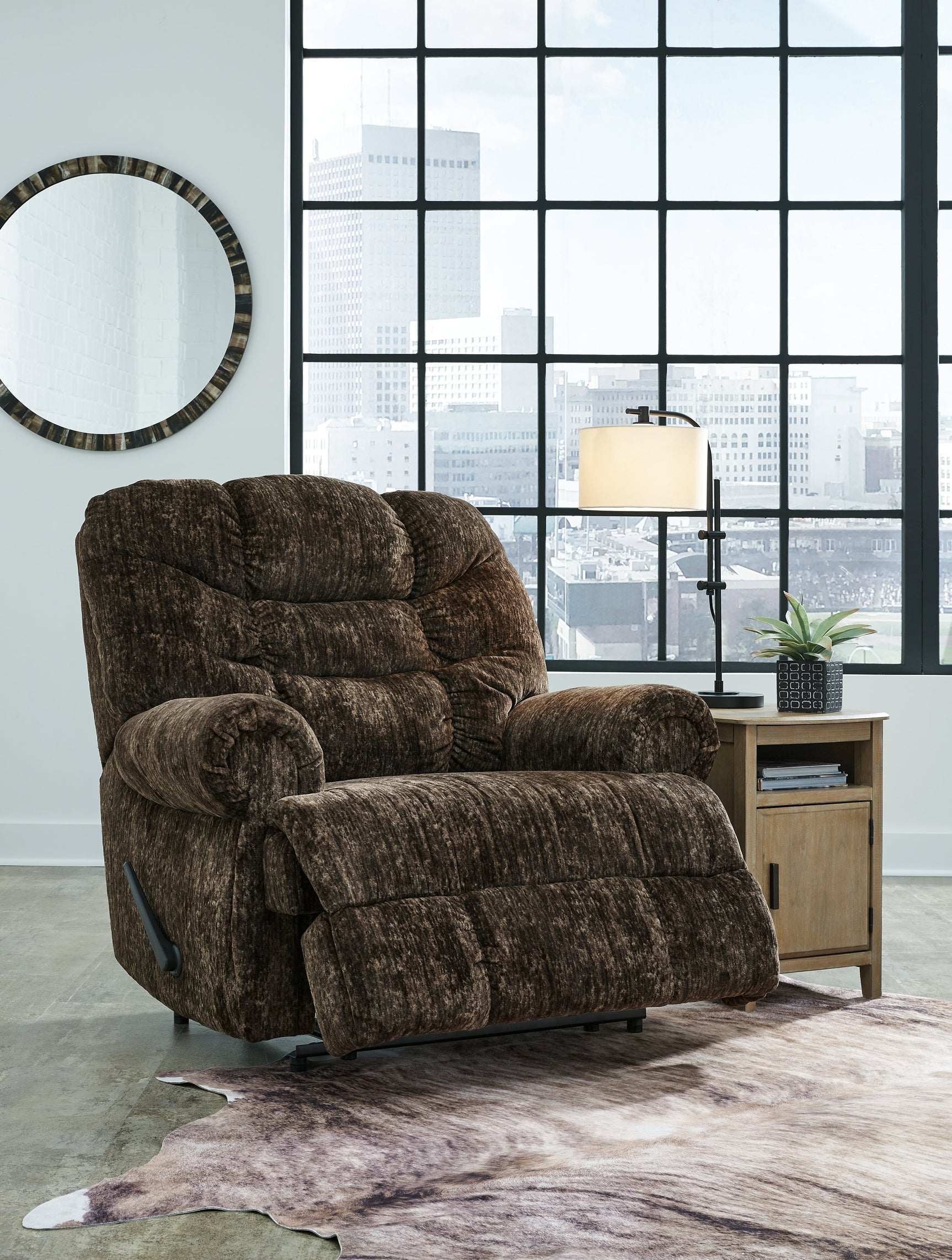 Movie Man Chocolate Recliner - Ornate Home