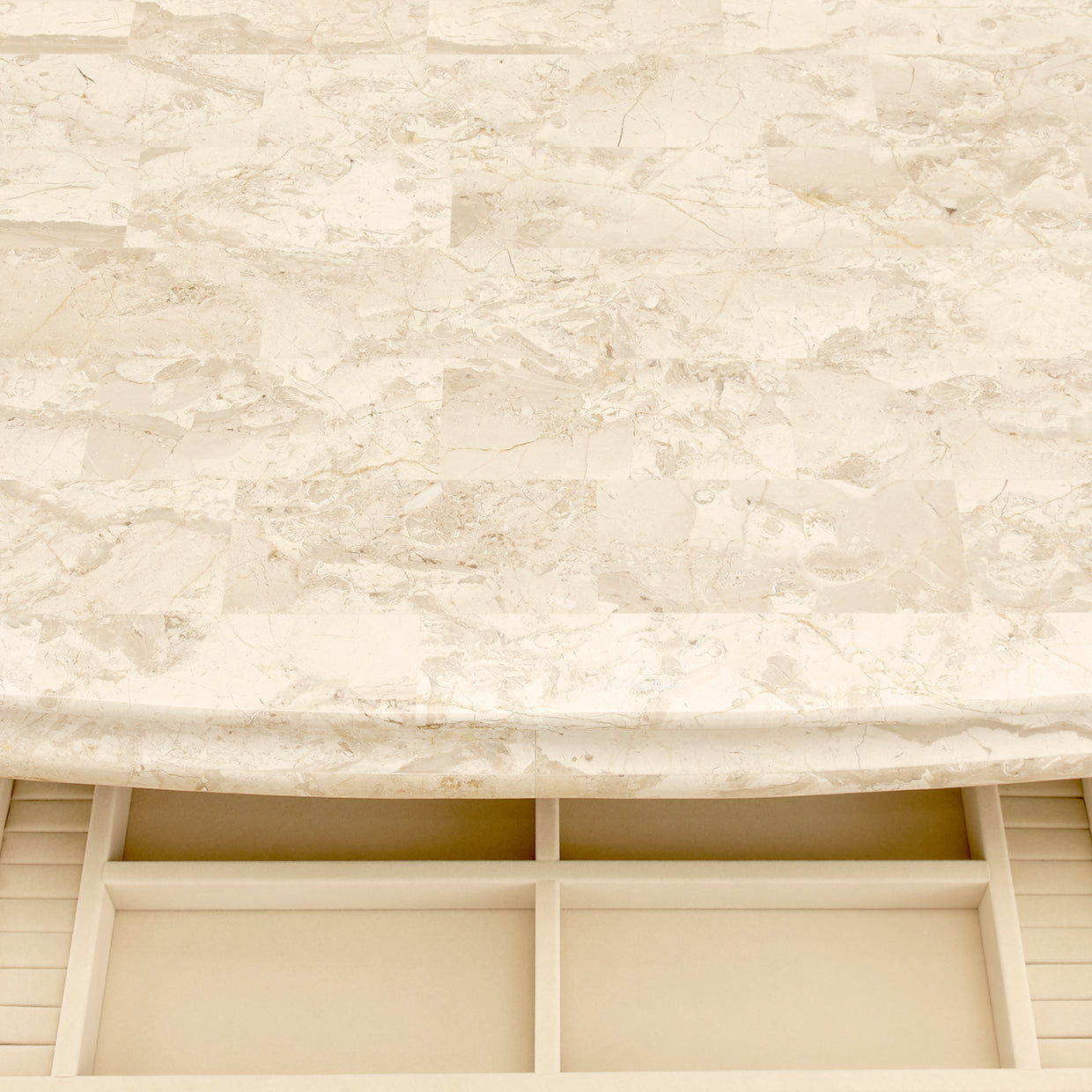 Platine de Royale Champagne Dresser