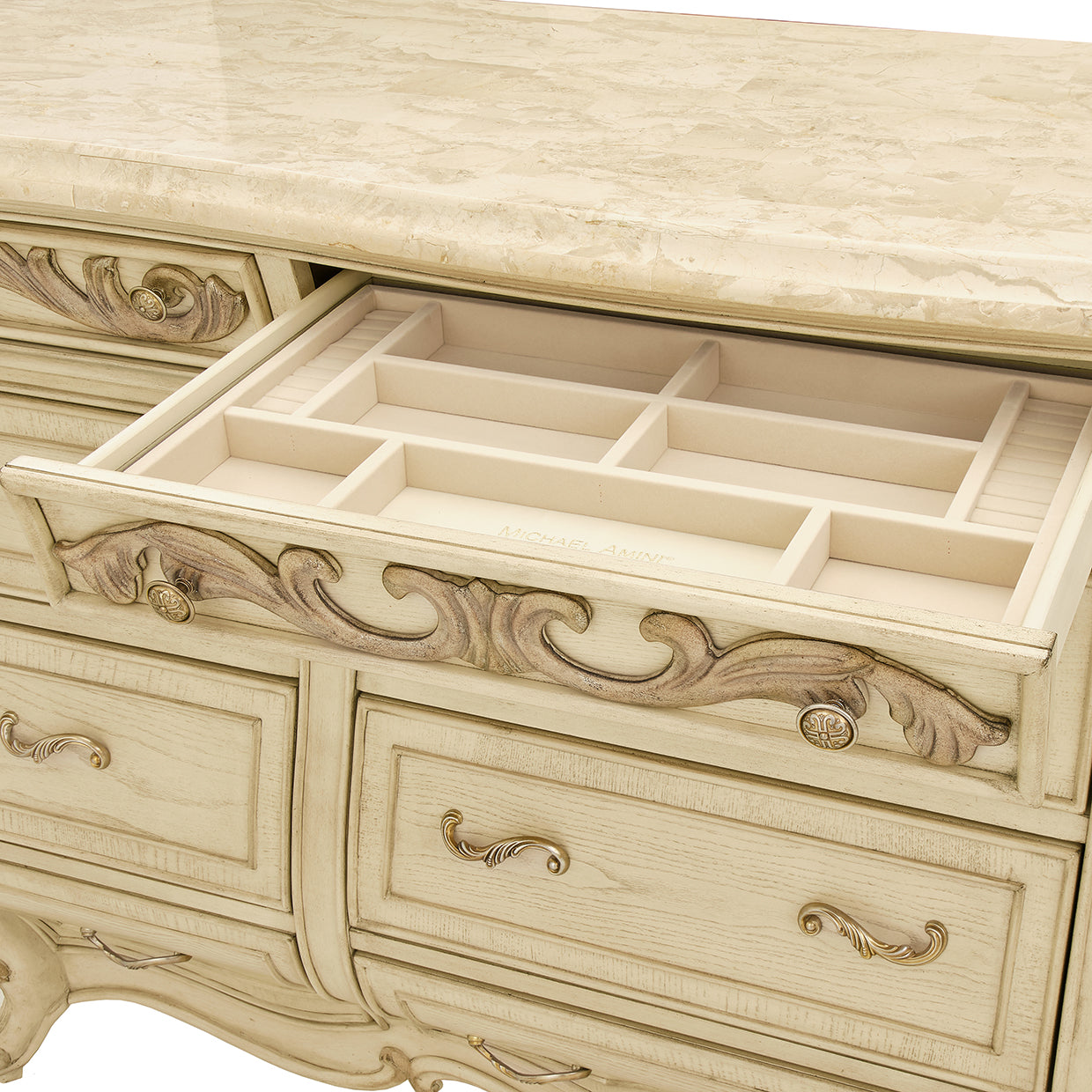 Platine de Royale Champagne Dresser