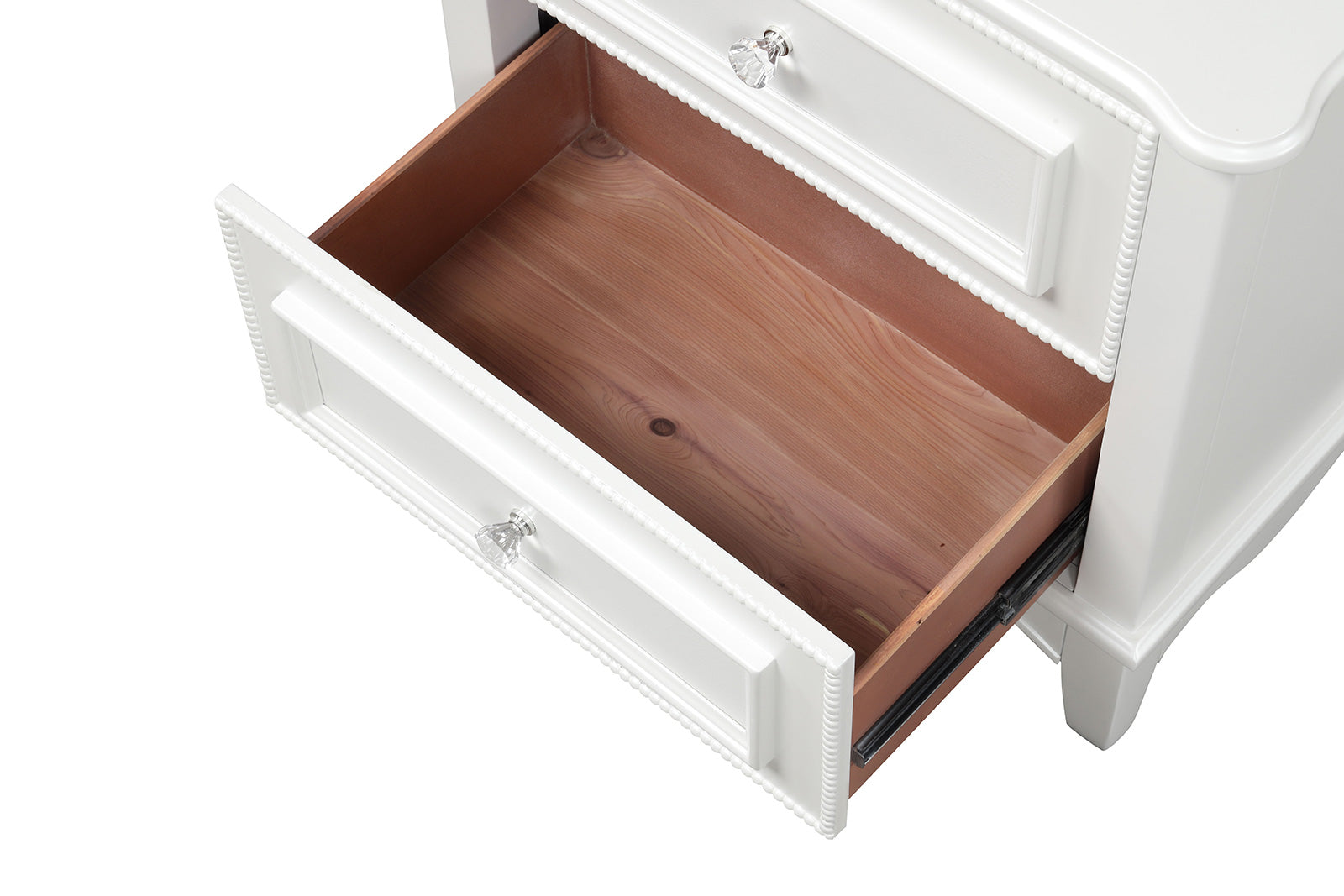 Naucalpan White Queen 5 Piece Bedroom Set w/Chest - Ornate Home