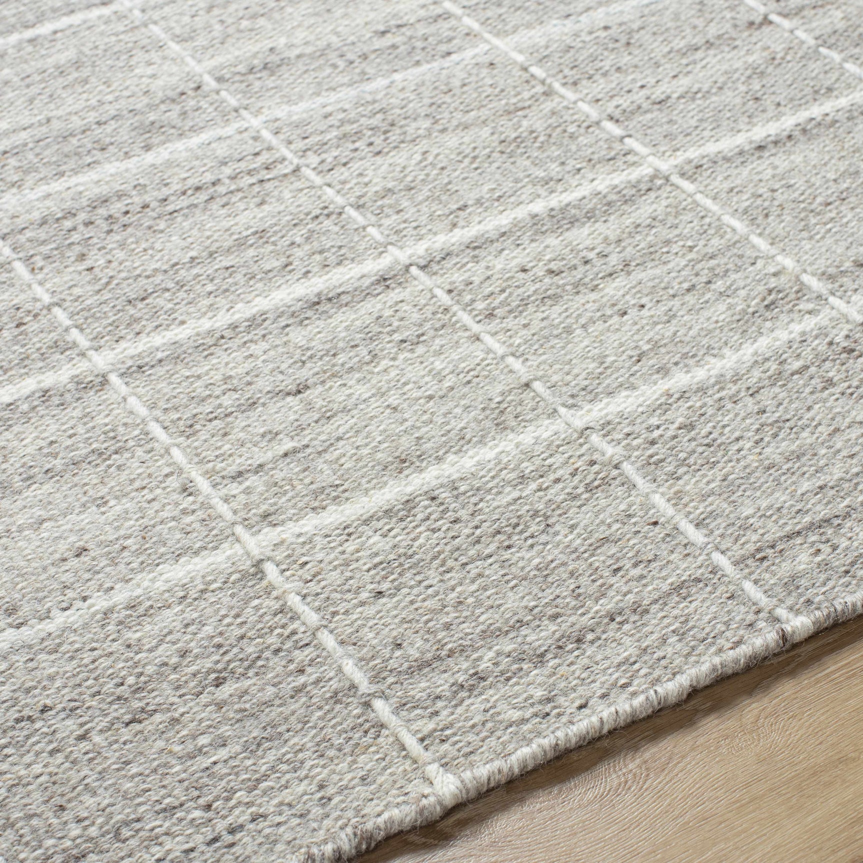 Nissa Checkered Area Rug - Ornate Home