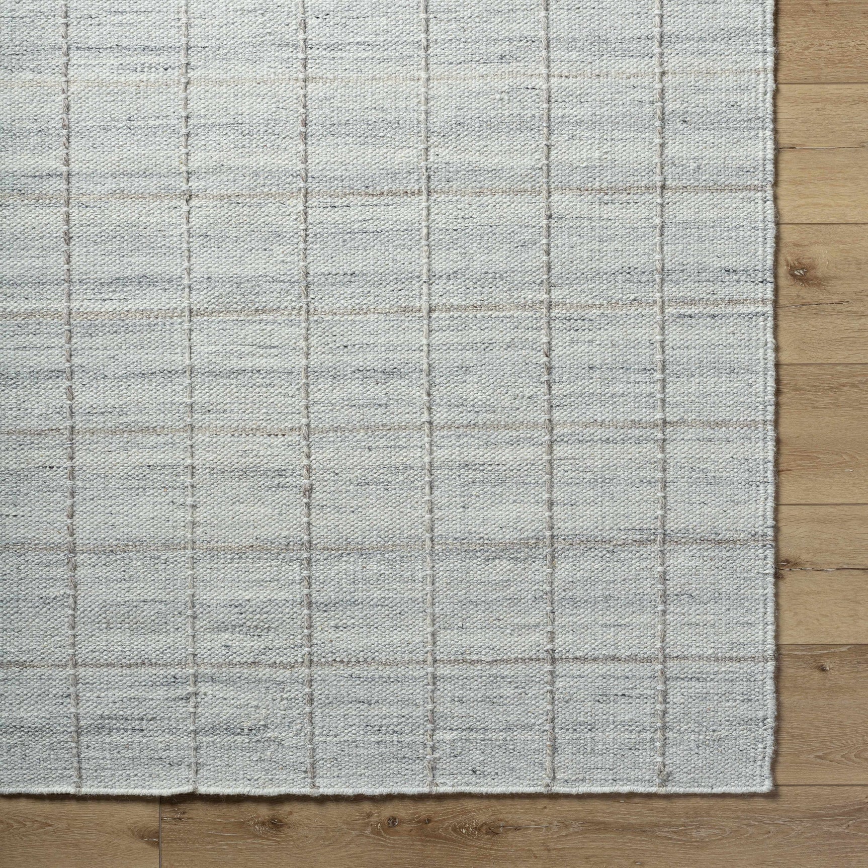 Nissa Light Gray Checkered Wool Rug - Ornate Home