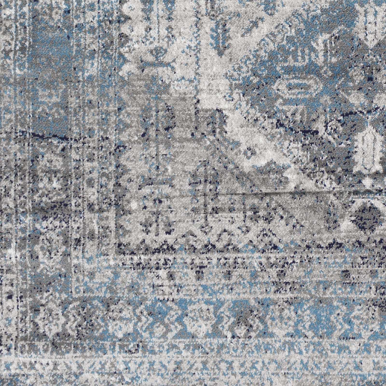 Nisula Traditional Blue Rug - Ornate Home