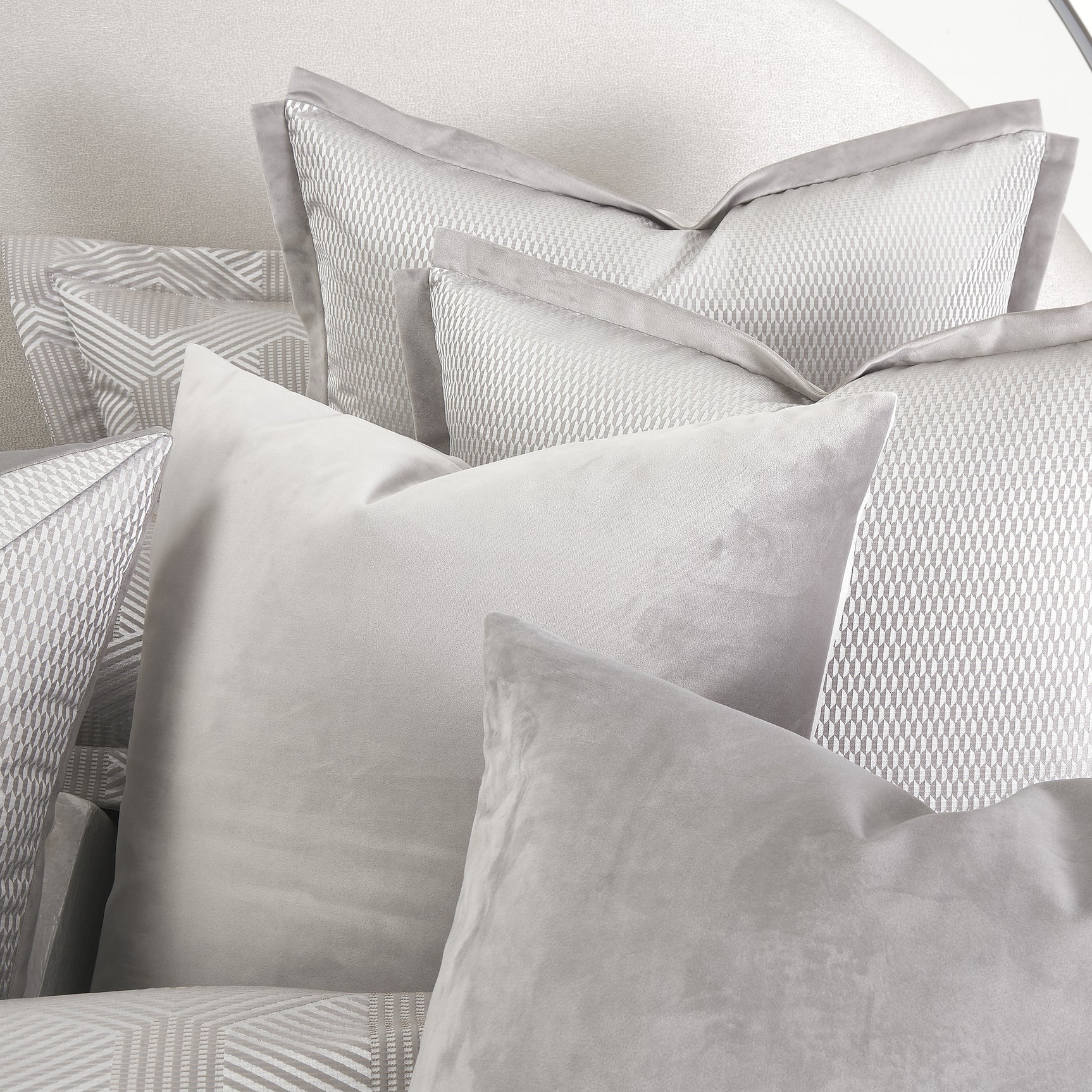 Nouveau Dove Duvet Set - Ornate Home