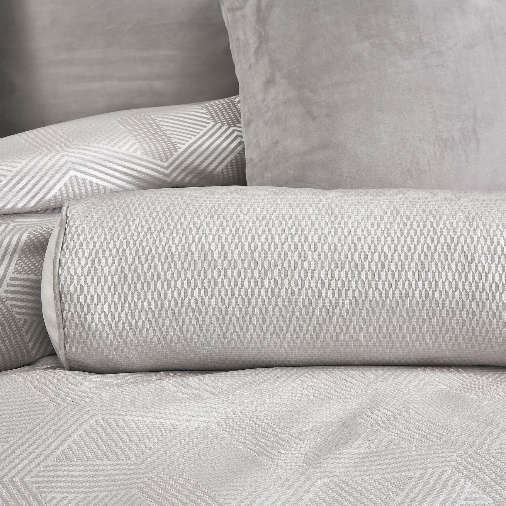 Nouveau Dove Duvet Set - Ornate Home