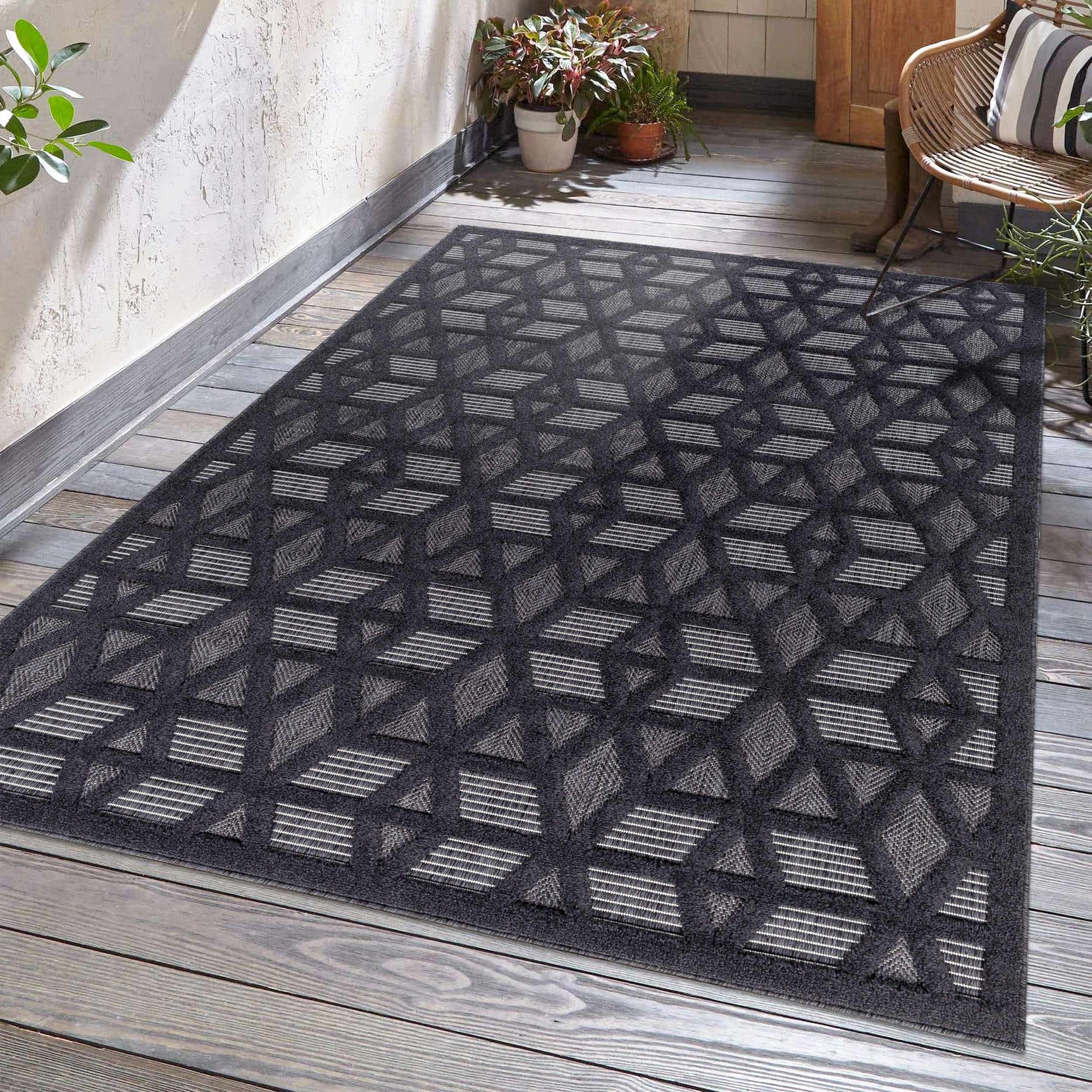 Nuri Black Outdoor Rug - Clearance - Ornate Home