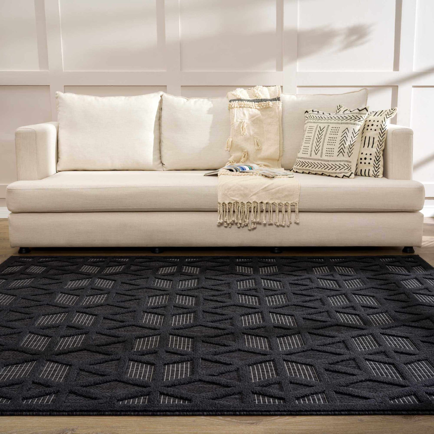 Nuri Black Outdoor Rug - Clearance - Ornate Home