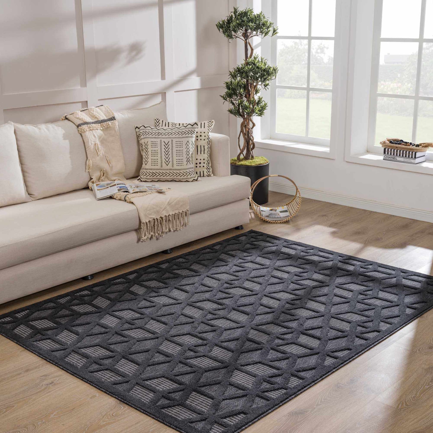 Nuri Black Outdoor Rug - Ornate Home