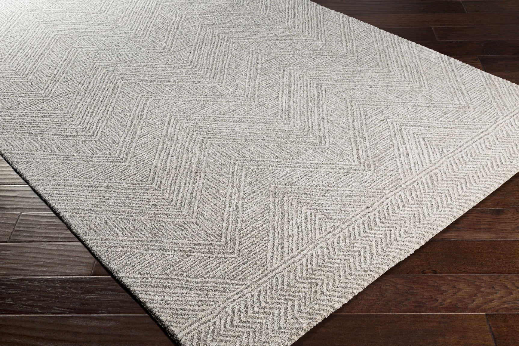 Nyngan Luxe Rug - Ornate Home