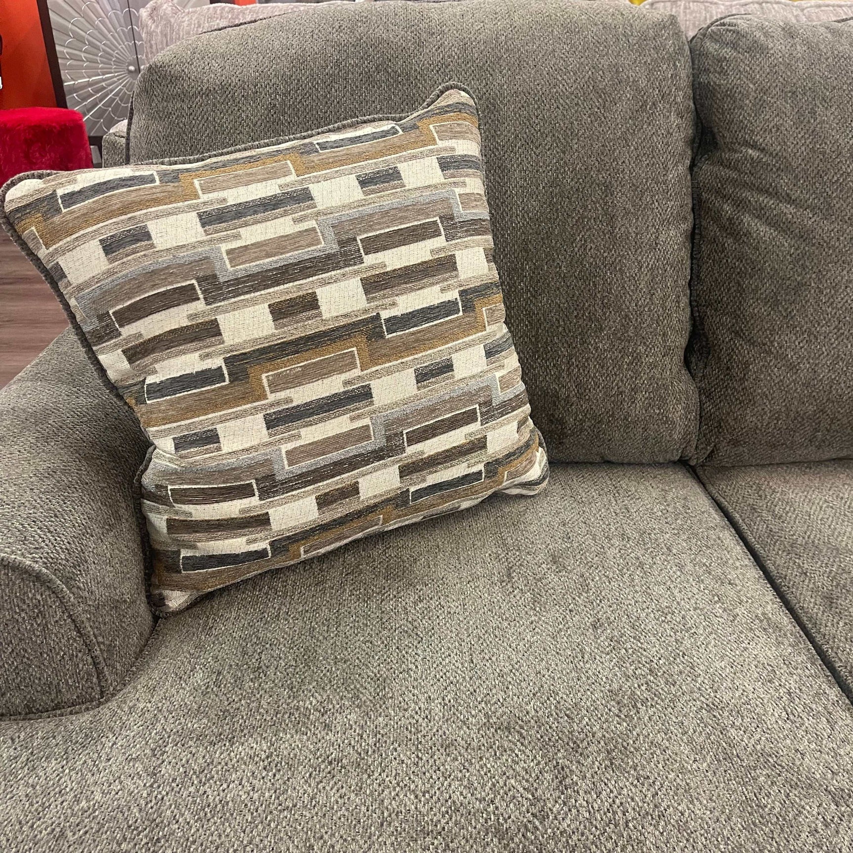 O'Phannon Putty 2pc RAF Corner Chaise Sectional Sofa - Ornate Home