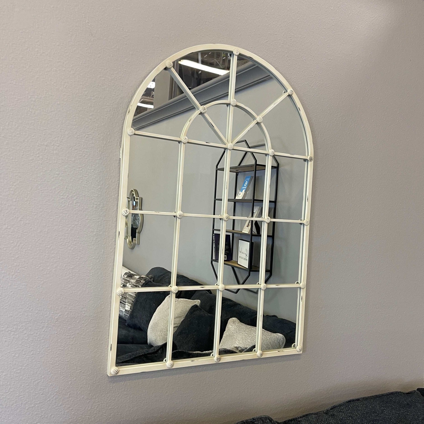Oengus Accent Mirror - Ornate Home