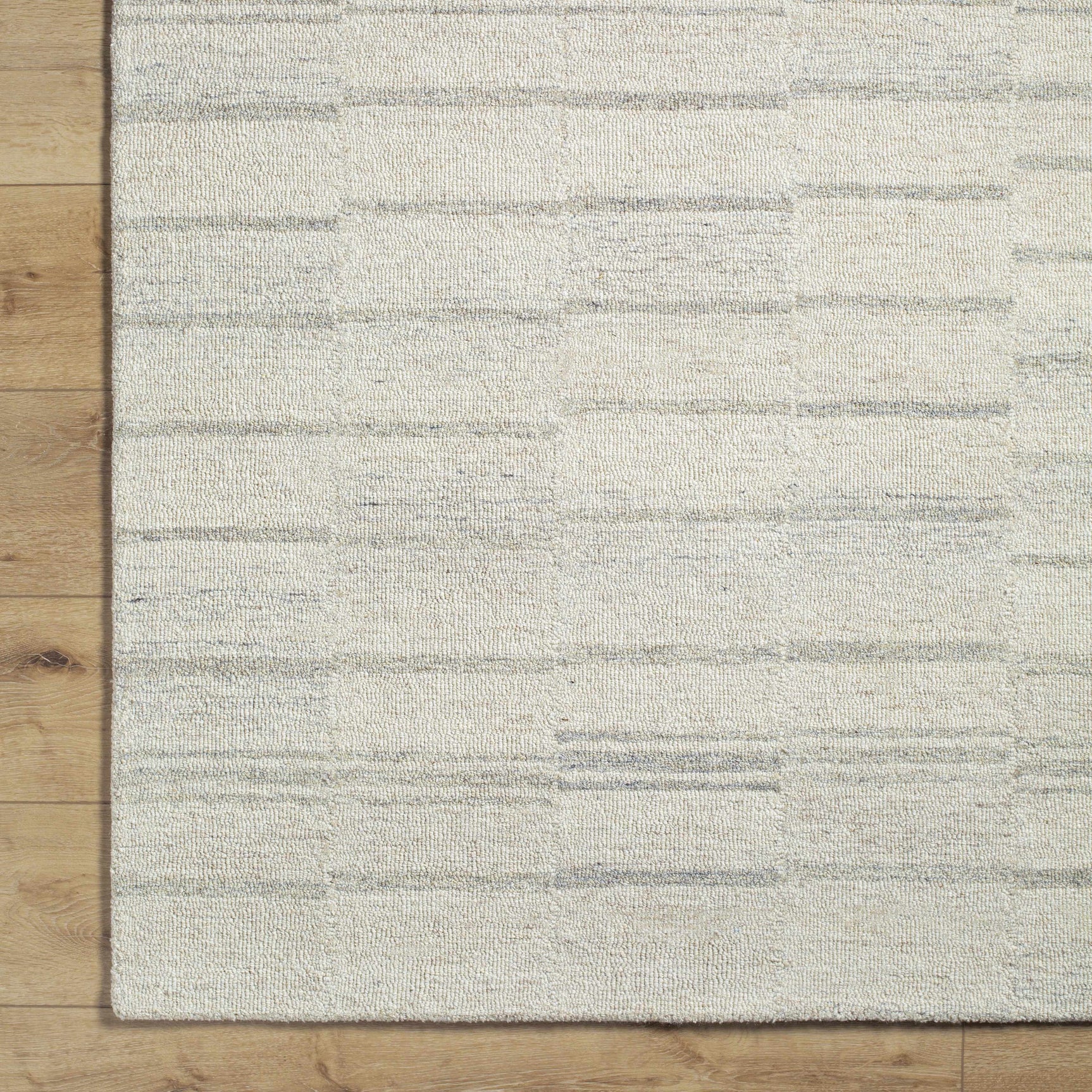 Onika Modern Wool Rug - Ornate Home