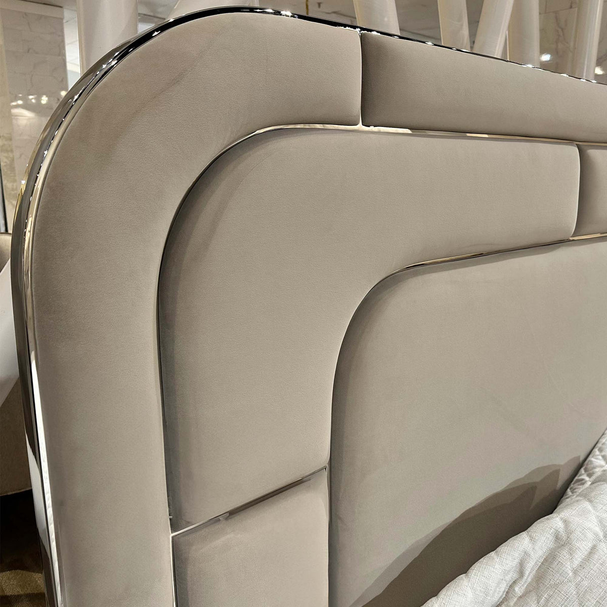 Orchid Chrome/Gray King Lift Up Storage Bed