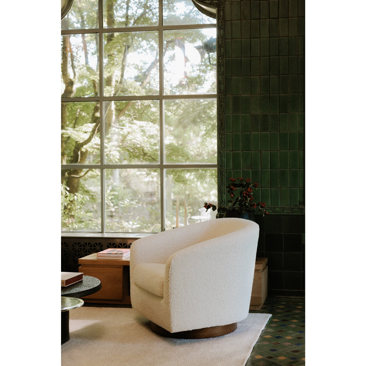 Moe's Home Oscy Faux Shearling White Swivel Chair | Ornate Home