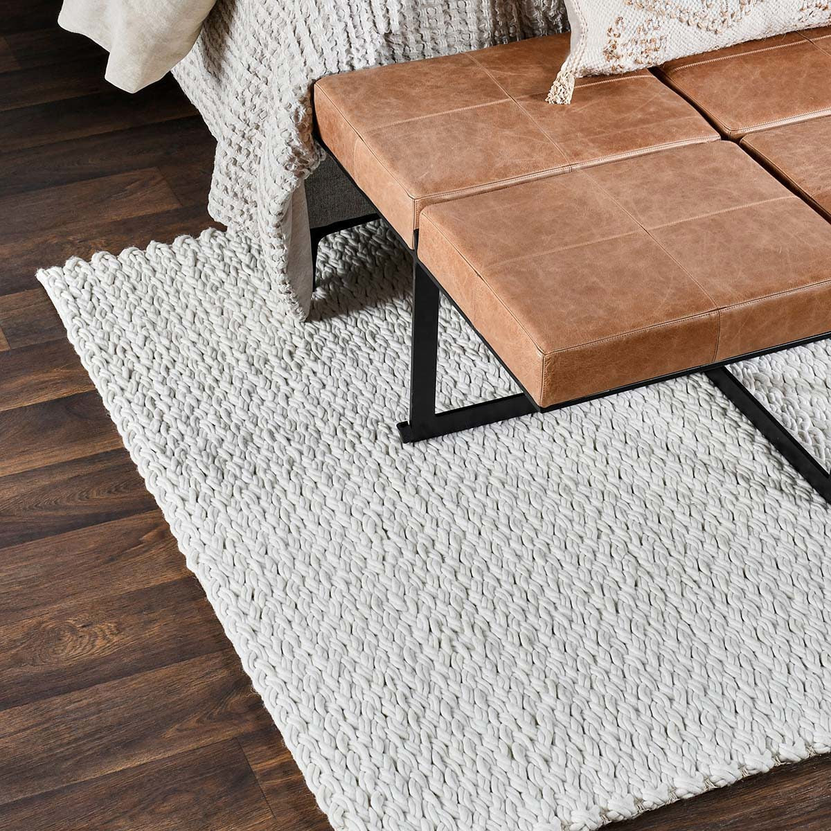 Oxnard Ivory Wool Rug - Ornate Home