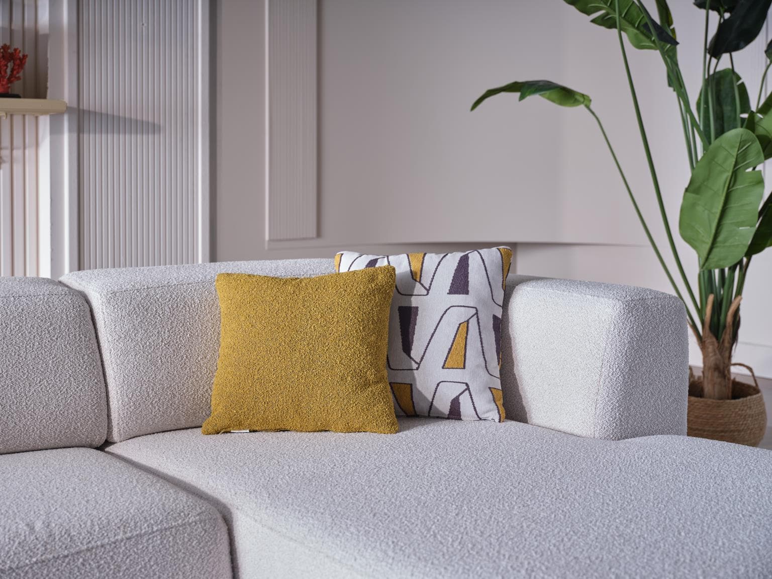 Picasso Convertible Sectional RAF - Ornate Home