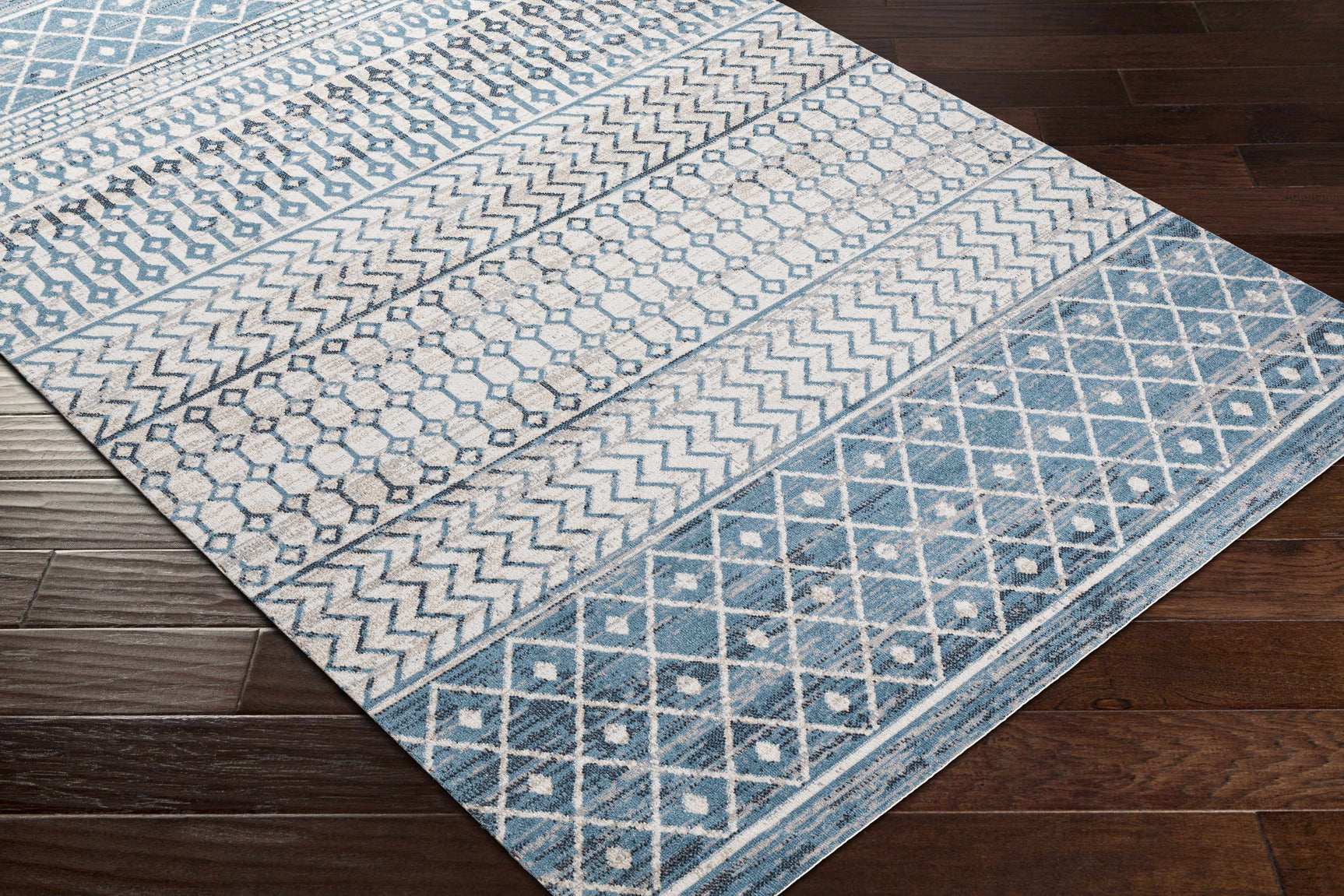 Pinamopoan Washable Area Rug - Clearance - Ornate Home