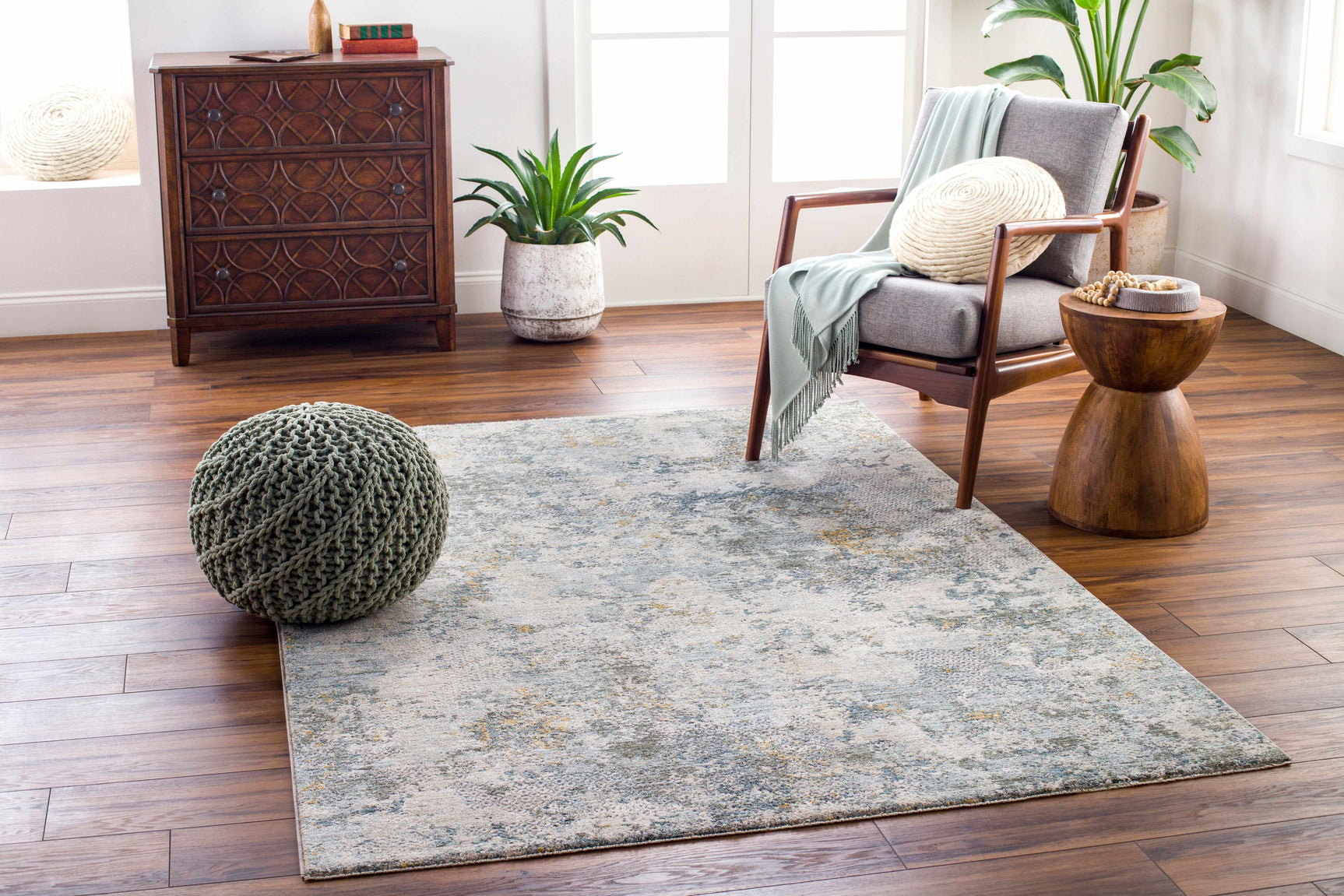 Pizi Textured Rug with Fringes - Ornate Home