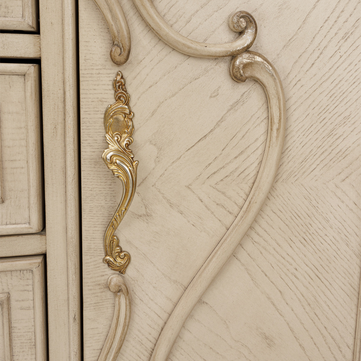 Platine de Royale Champagne Sideboard - Ornate Home