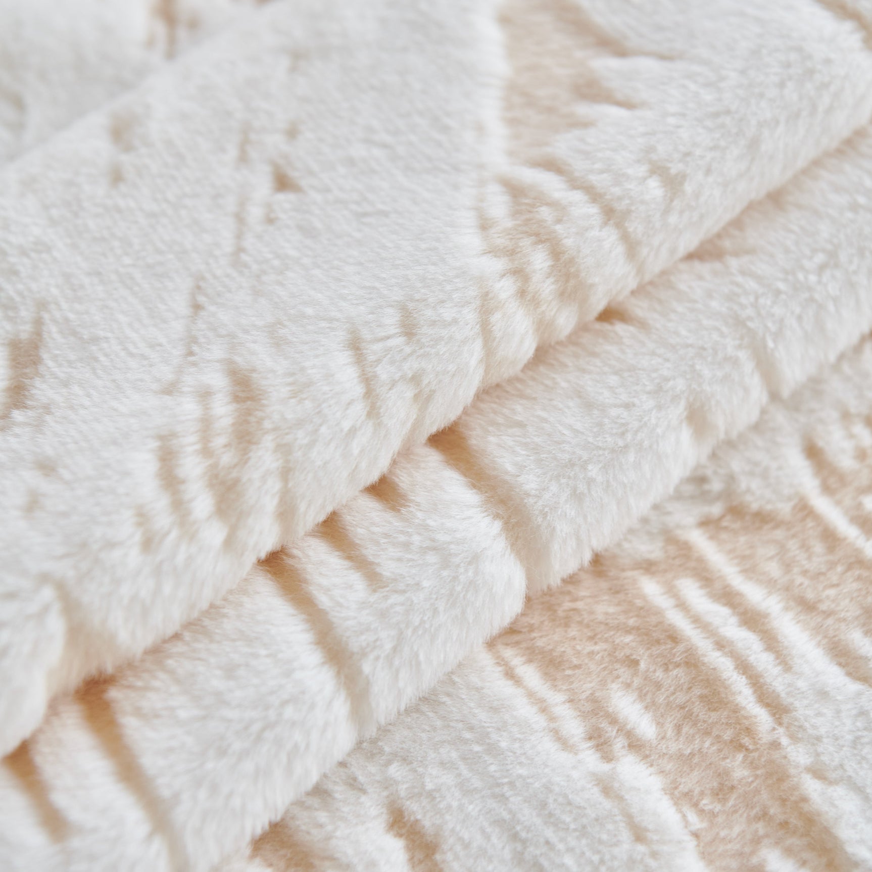 Plush Faux Fur Warm Sofa Cover with Waves Jacquard Textured Throw Blankets for Couch - Ornate Home