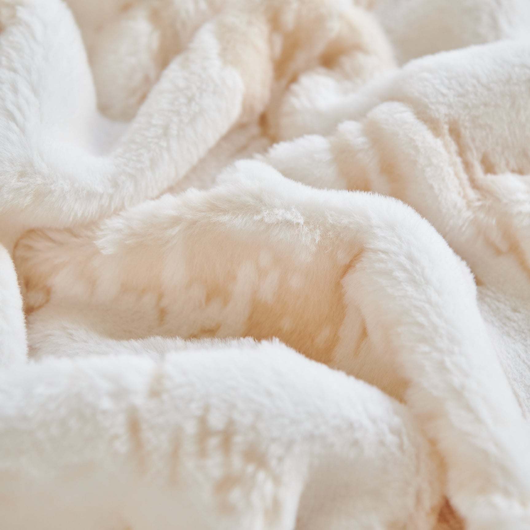 Plush Faux Fur Warm Sofa Cover with Waves Jacquard Textured Throw Blankets for Couch - Ornate Home