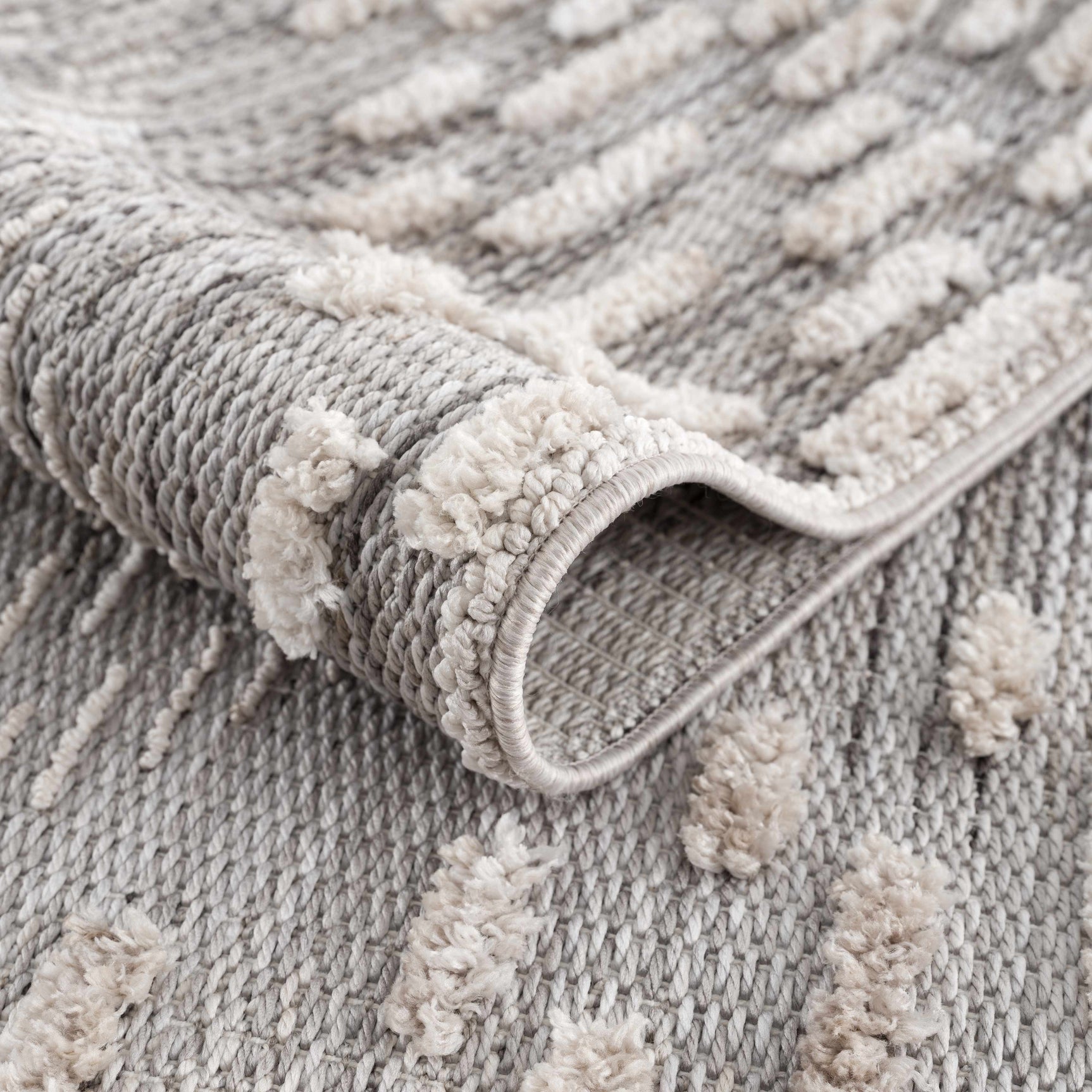 Poydras High-Low Rustic Rug - Ornate Home