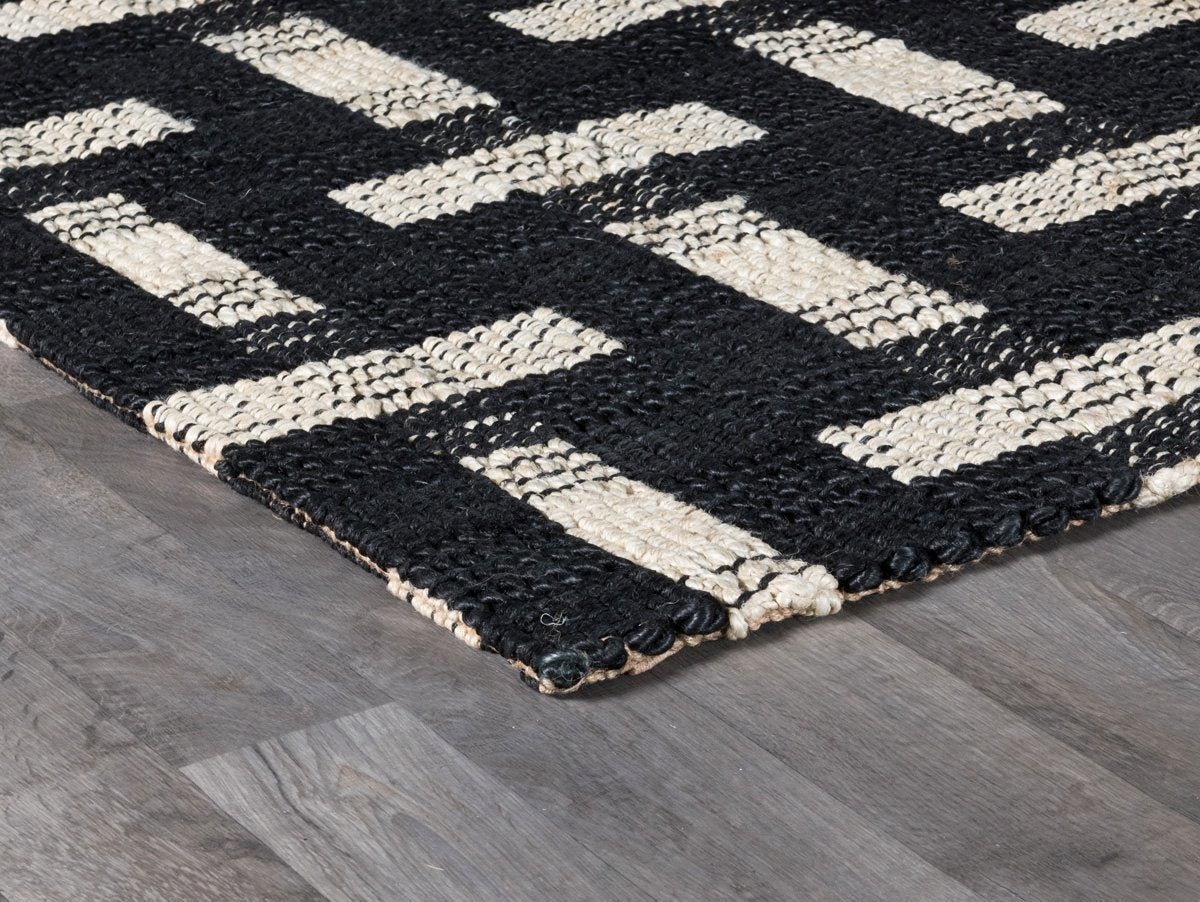 Preston Black/Ivory 9'x12' Rug