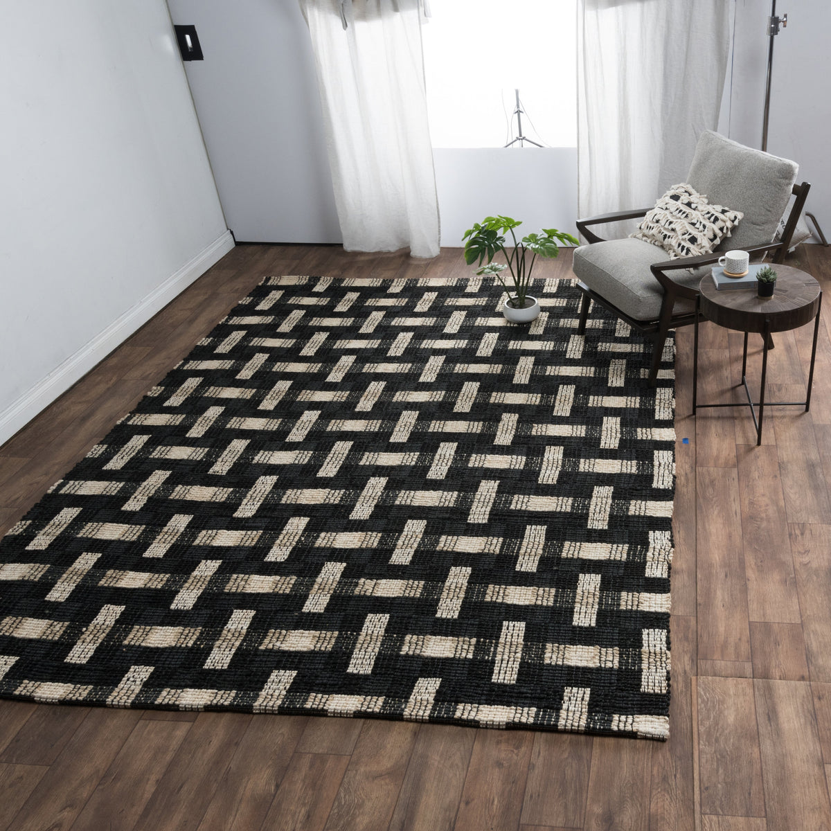 Preston Black/Ivory 9'x12' Rug