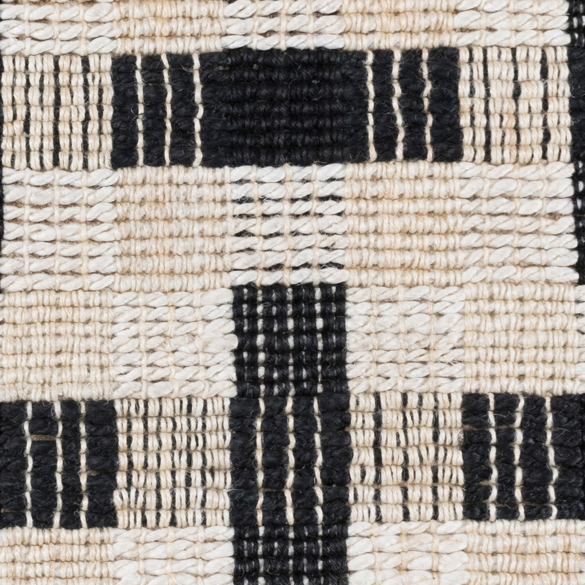 Preston Ivory/Black Rug - Ornate Home
