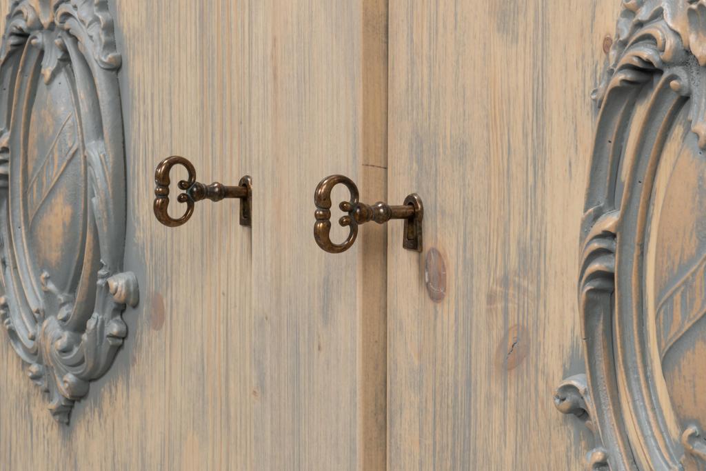 Crested Beige Wall Cabinet