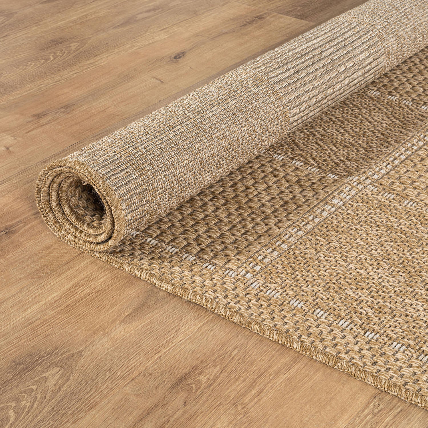 Royce Natural 5 Rug | Fade-Resistant Indoor/Outdoor