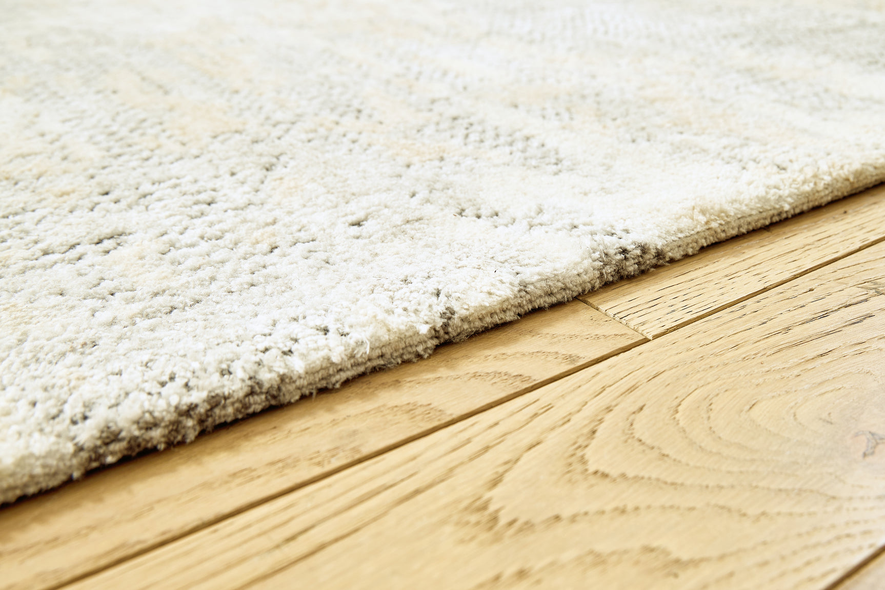 Raif Gray/White/Cream Extra Large Rug (Online Special Price) - Ornate Home