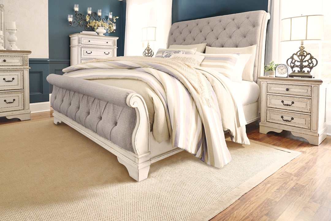 Realyn California King Sleigh Bedroom Set / 5pc (Online Special Price) - Ornate Home