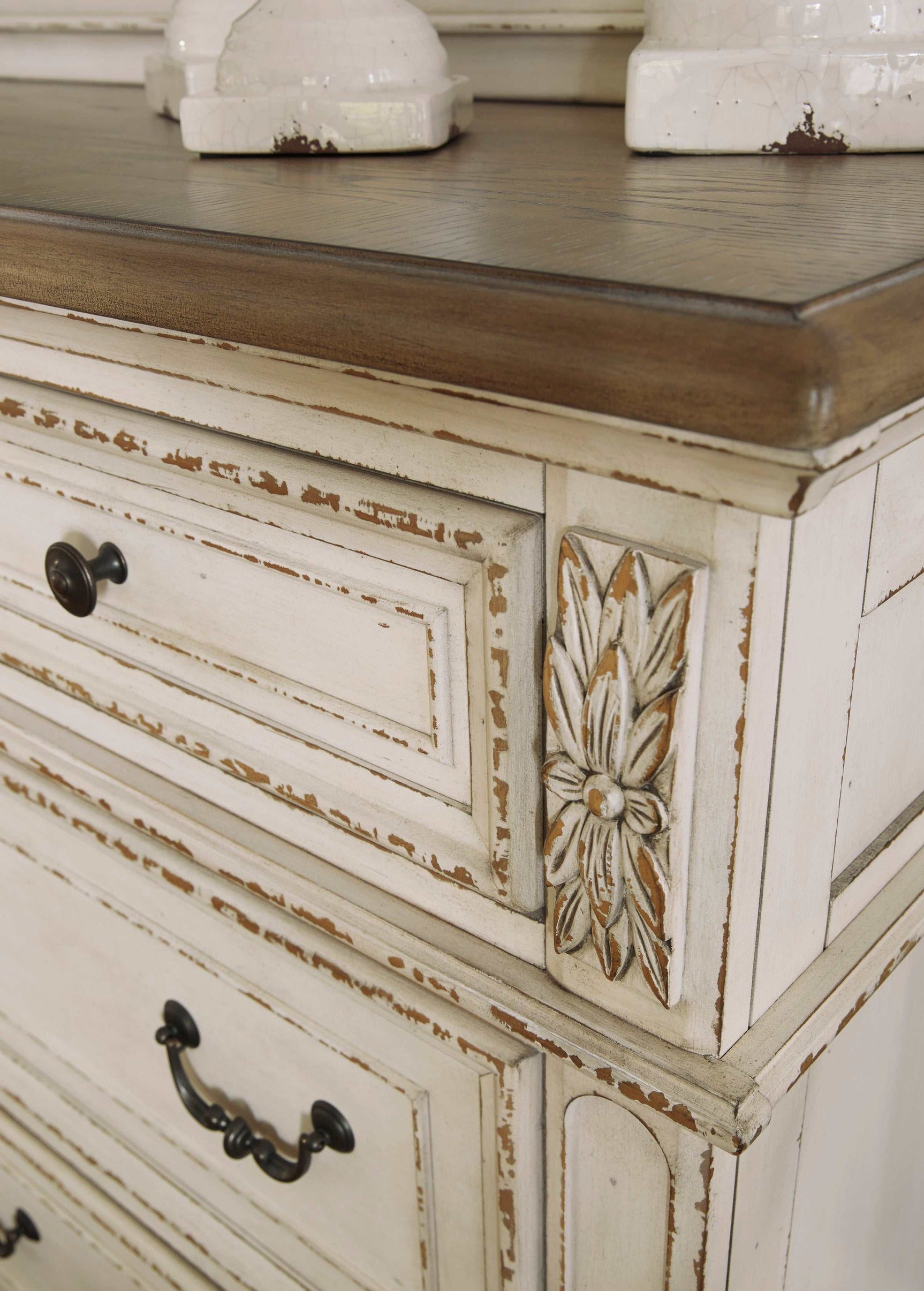 Realyn California King Upholstered Panel Bedroom Set / 5pc (Online Special Price) - Ornate Home