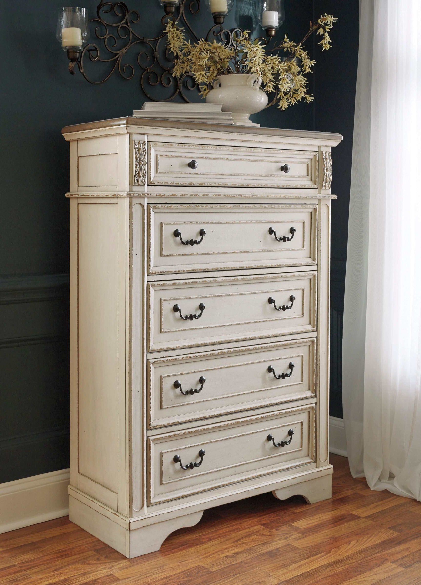 Realyn California King Upholstered Panel Bedroom Set / 5pc (Online Special Price) - Ornate Home