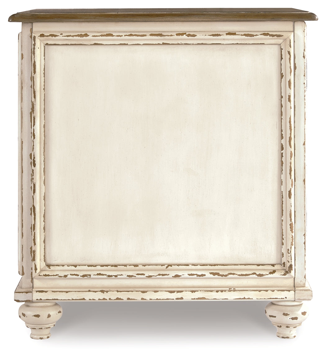 Realyn Chairside End Table (Online Special Price) - Ornate Home
