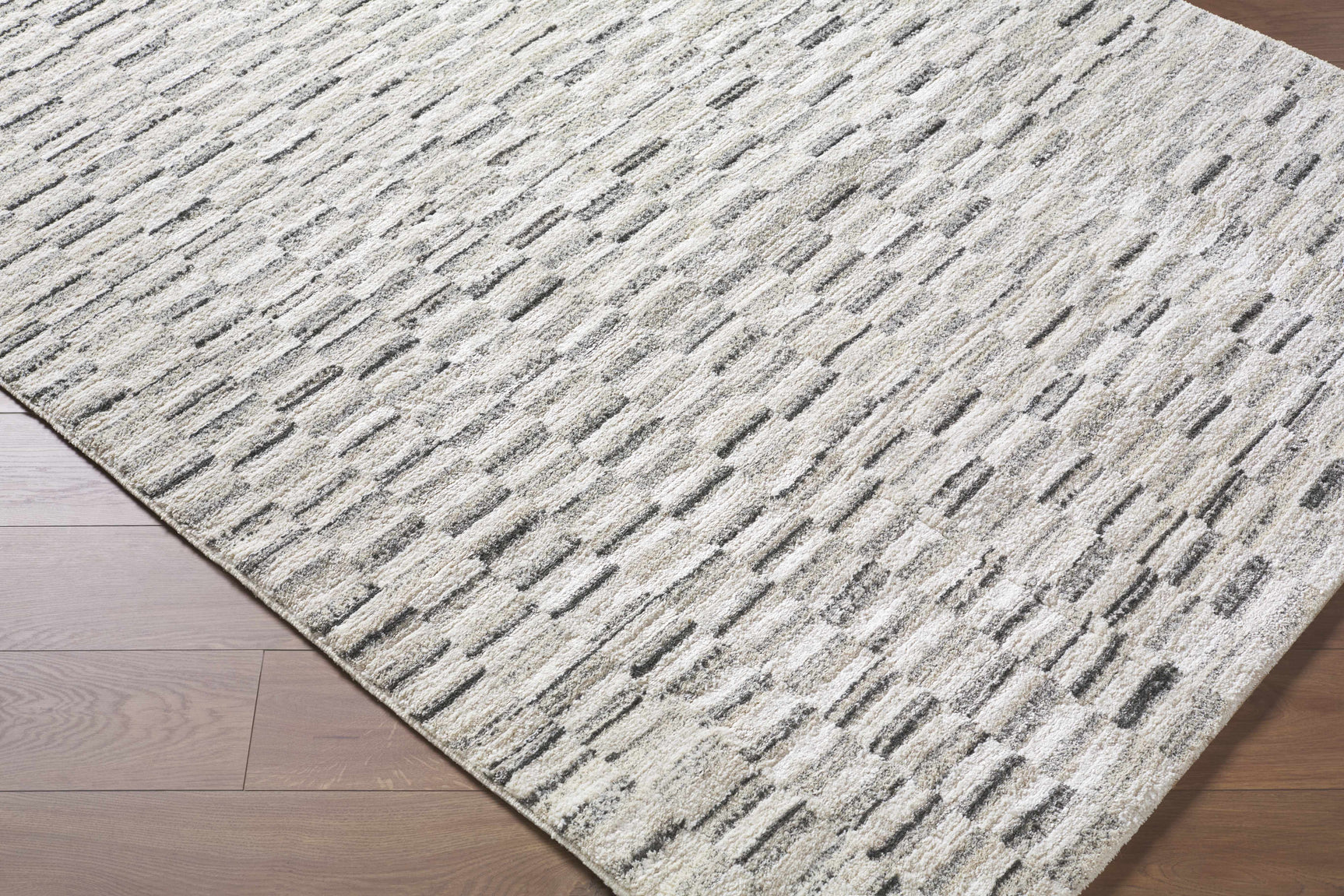 Reece Luxe Rug - Ornate Home