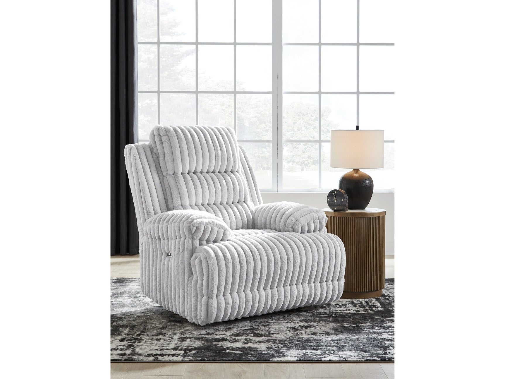 Rhines Falls Alloy Zero Wall Recliner - Ornate Home