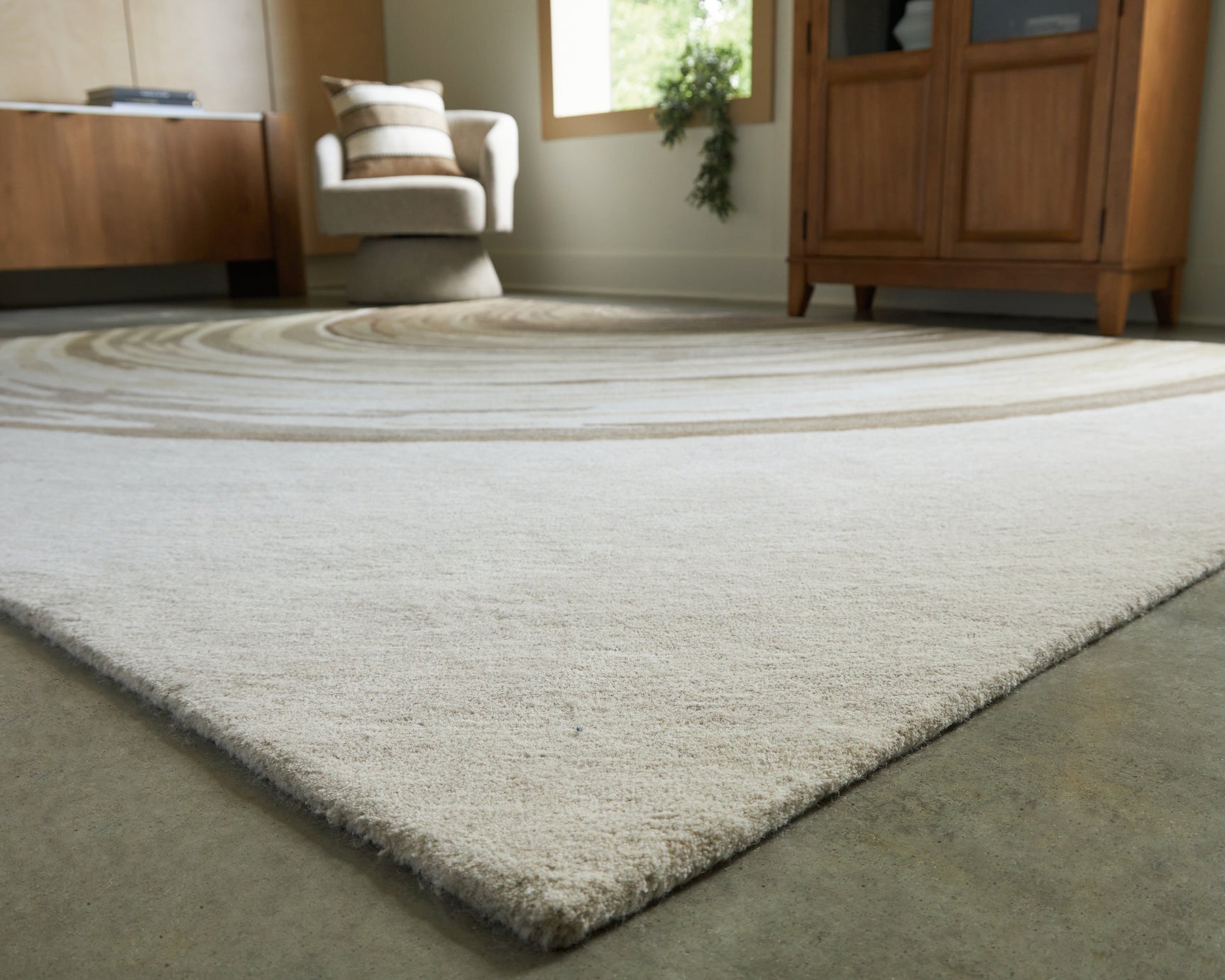 Rizwana Ivory/Brown/Gray Large Rug - Ornate Home